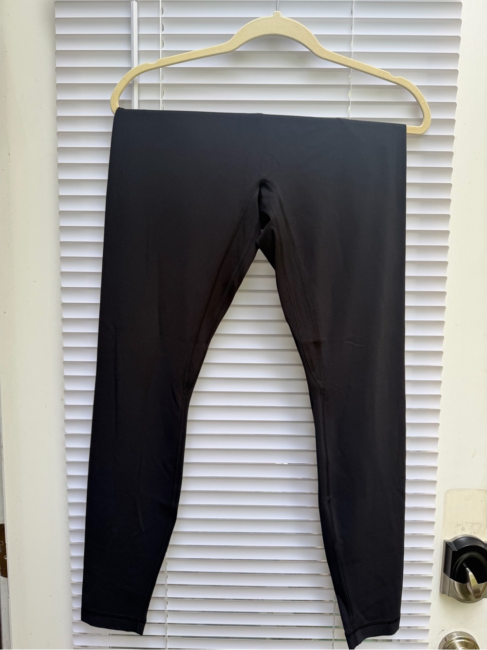 lululemon athletica woman s Black leggings